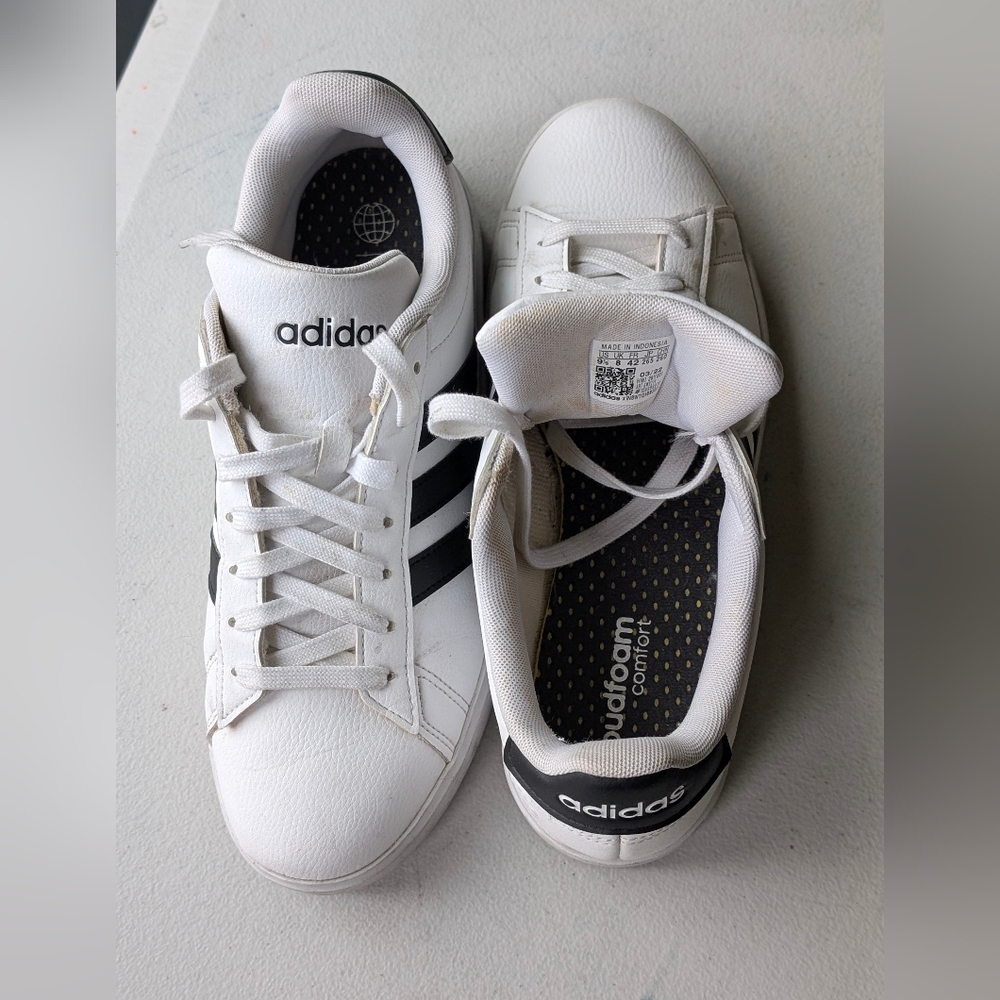 Adidas Classic White and Black Comfort Sneakers